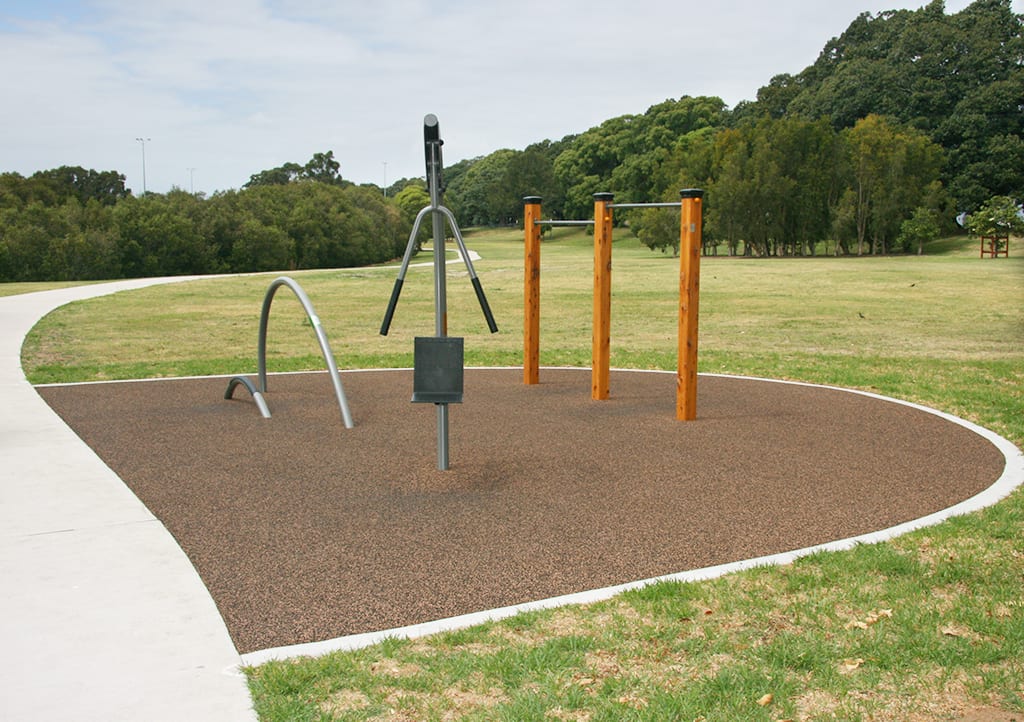 Islington Park
The attractive fitness equipment at Islington Park features several UrbanFiT products to create an accessible workout area. - photo 2