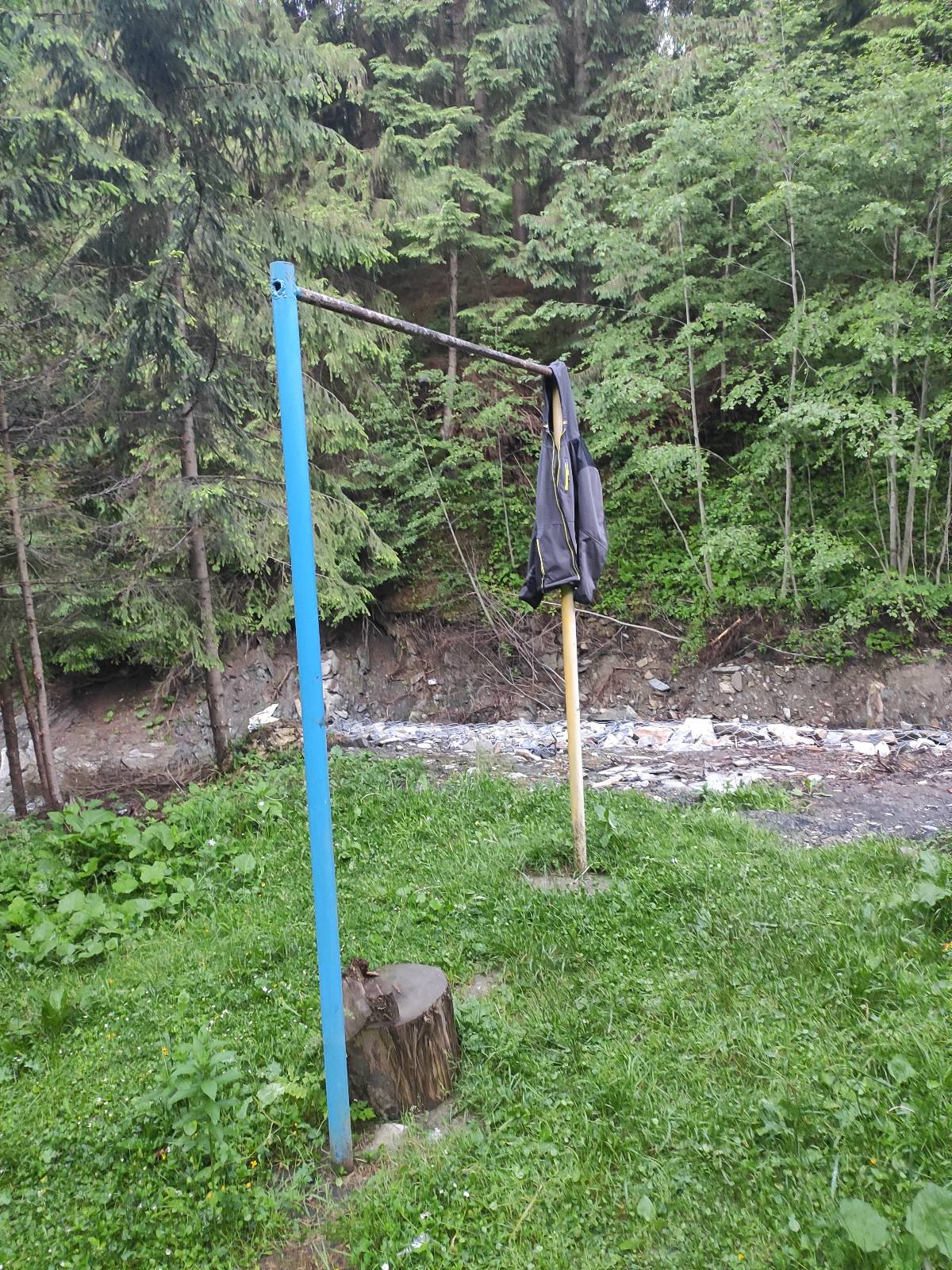 Площадка у реки - photo 1