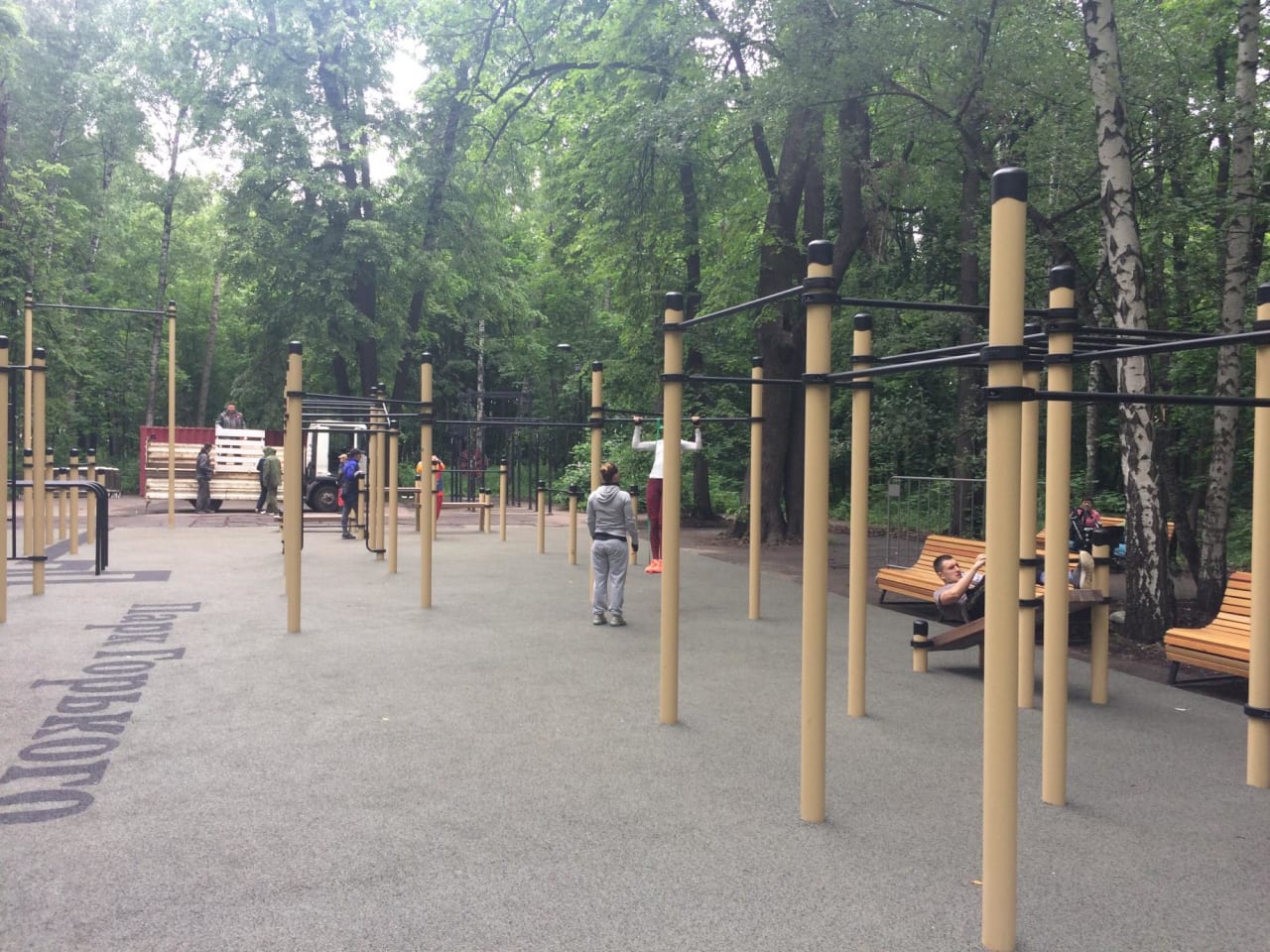 Push Up Bar at Calisthenics Park at Reebok crossfit, Москва – photo 9 of 12