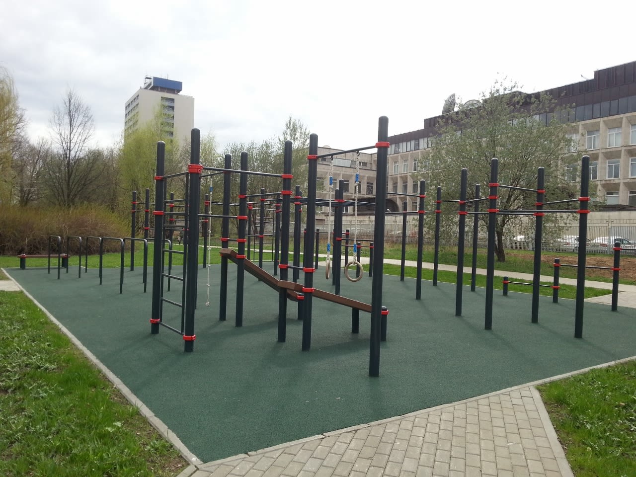 Wall Bars at Calisthenics Park at Ботаническая улица, Москва – photo 4 of 4