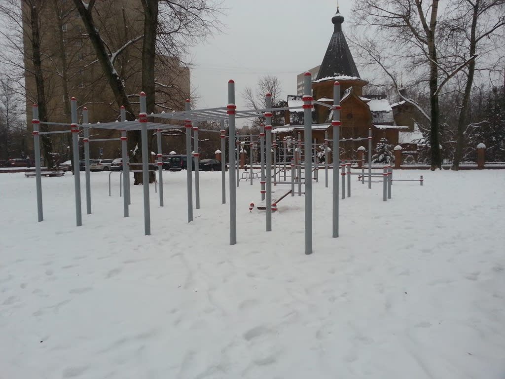 Parallel Gym Bars at Calisthenics Park at Ивановская улица, Москва – photo 2 of 2