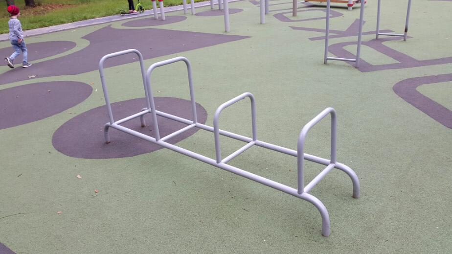 Monkey Bars at Calisthenics Park at Ботаническая улица, Москва #wp1341 – photo 3 of 7