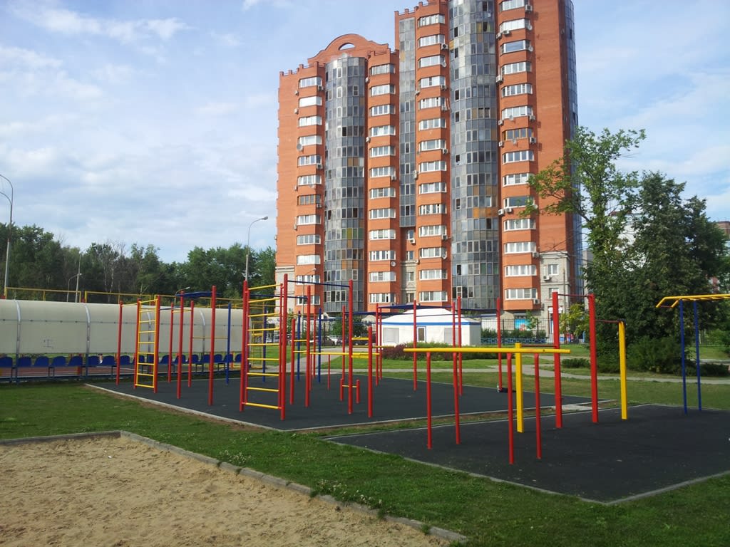 Barren bei Calisthenics Park at улица Колпакова, Мытищи – Foto 2 von 2