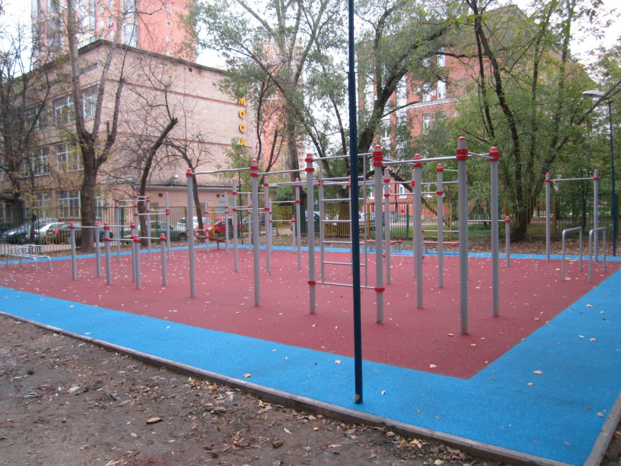 Wall Bars at Calisthenics Park at 2-й Балтийский переулок, Москва – photo 4 of 7