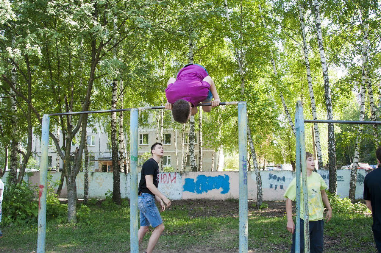 Klimmzugstange bei Calisthenics Park at улица Фадеева, Балашиха – Foto 5 von 5