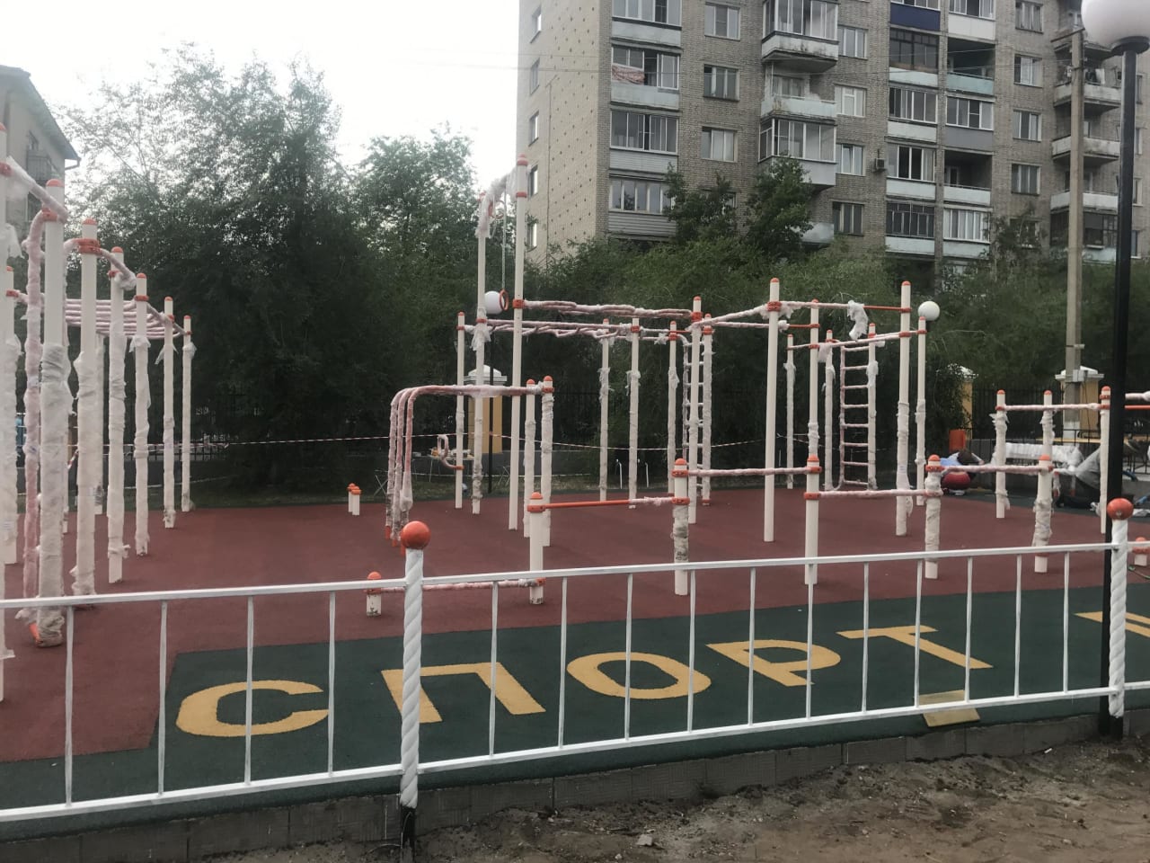 Sprossenwand bei Calisthenics Park at улица Пушкина, Чита – Foto 4 von 5