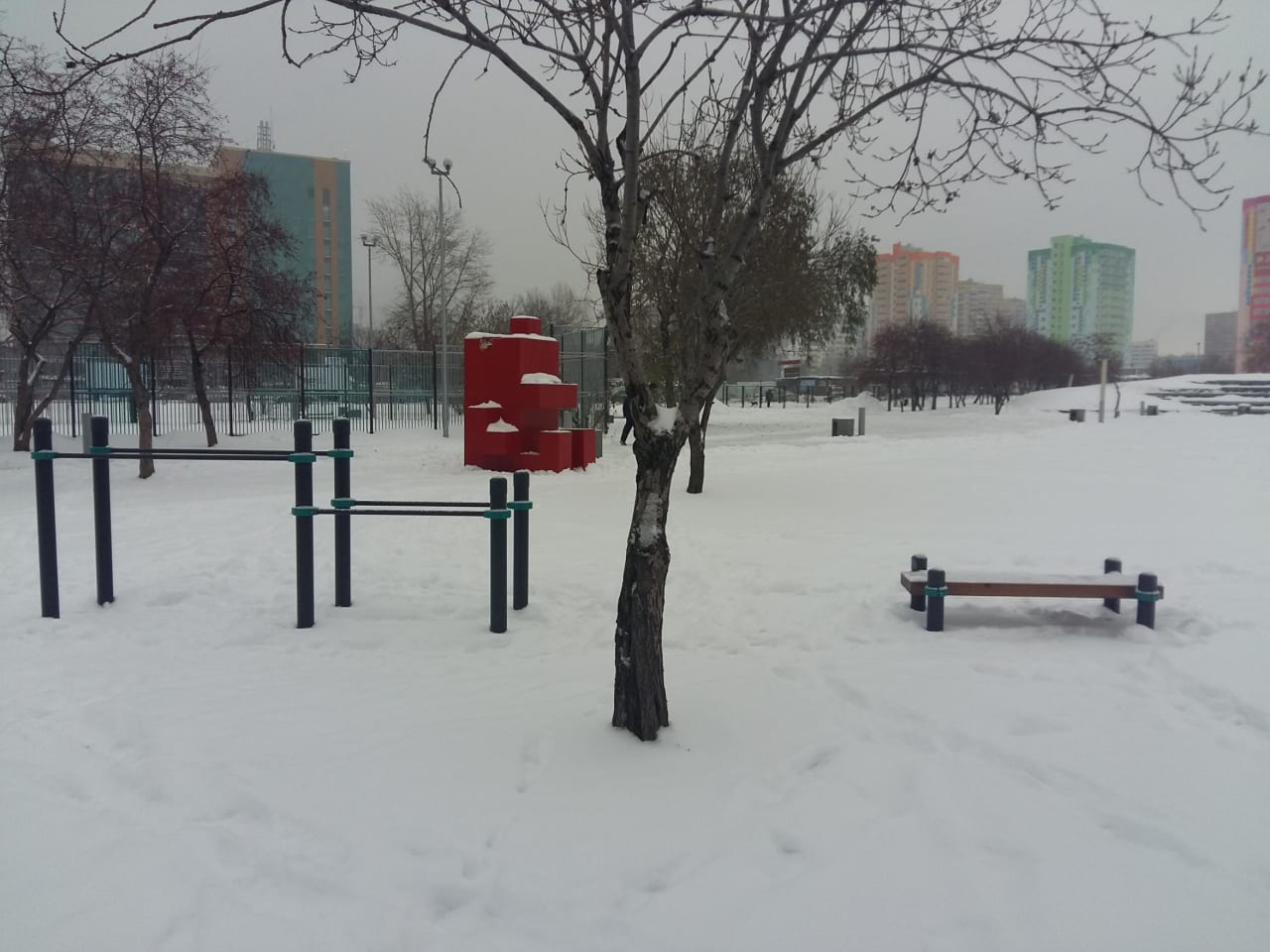 Barren bei Calisthenics Park at Екатерининская улица, Пермь – Foto 2 von 11