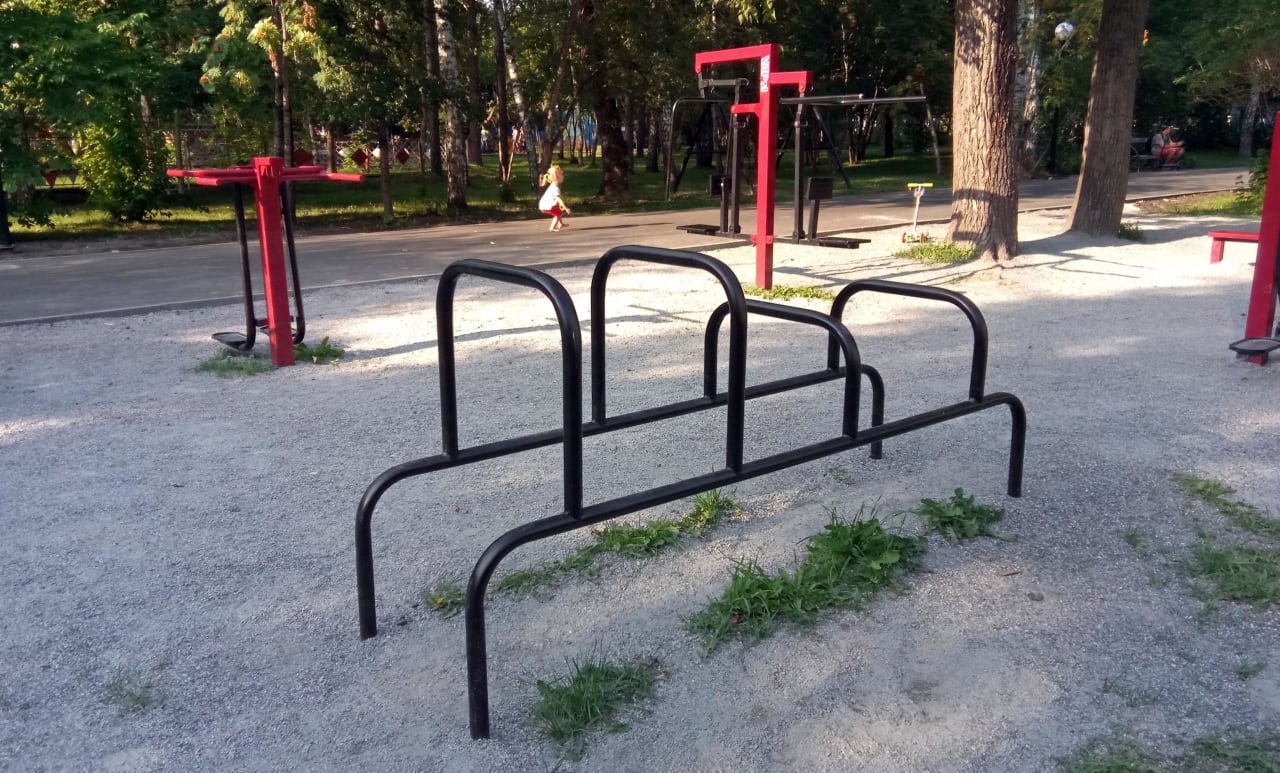 Sprossenwand bei Calisthenics Park at Ядринцевская улица, Новосибирск – Foto 5 von 7