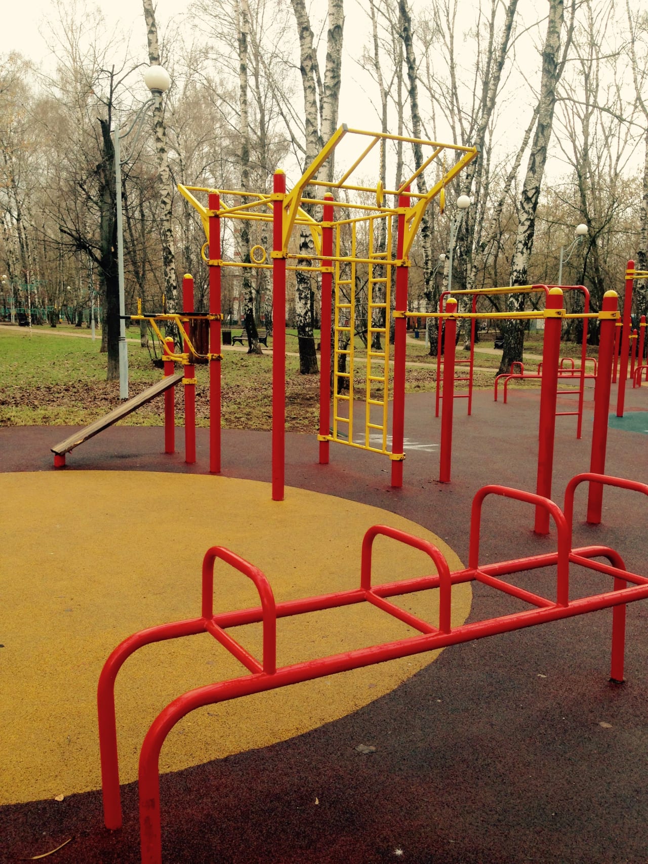 Parallel Gym Bars at Calisthenics Park at Новохорошёвский проезд, Москва – photo 2 of 4