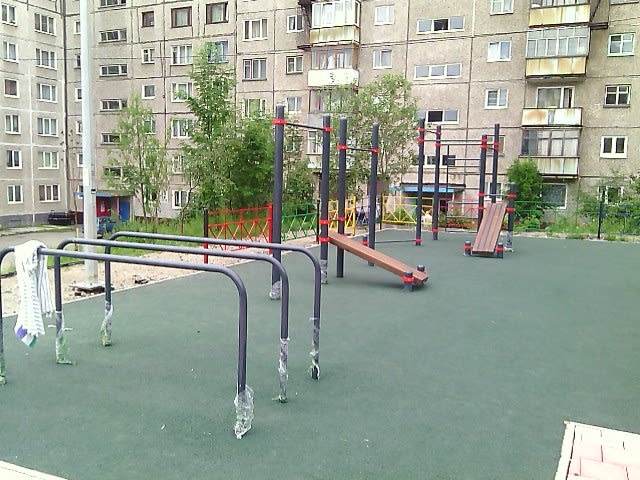 Parallel Gym Bars at Calisthenics Park at улица Старостина, Мурманск – photo 7 of 7