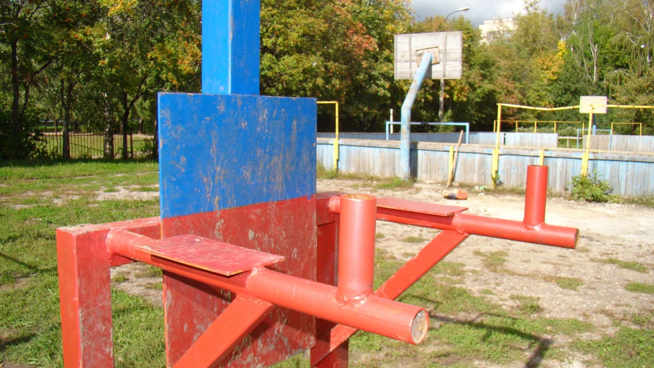 Sprossenwand bei Calisthenics Park at улица Советской Армии, Рязань – Foto 8 von 34