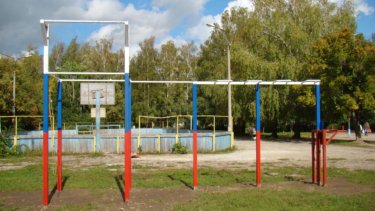 Barren bei Calisthenics Park at улица Советской Армии, Рязань – Foto 6 von 34