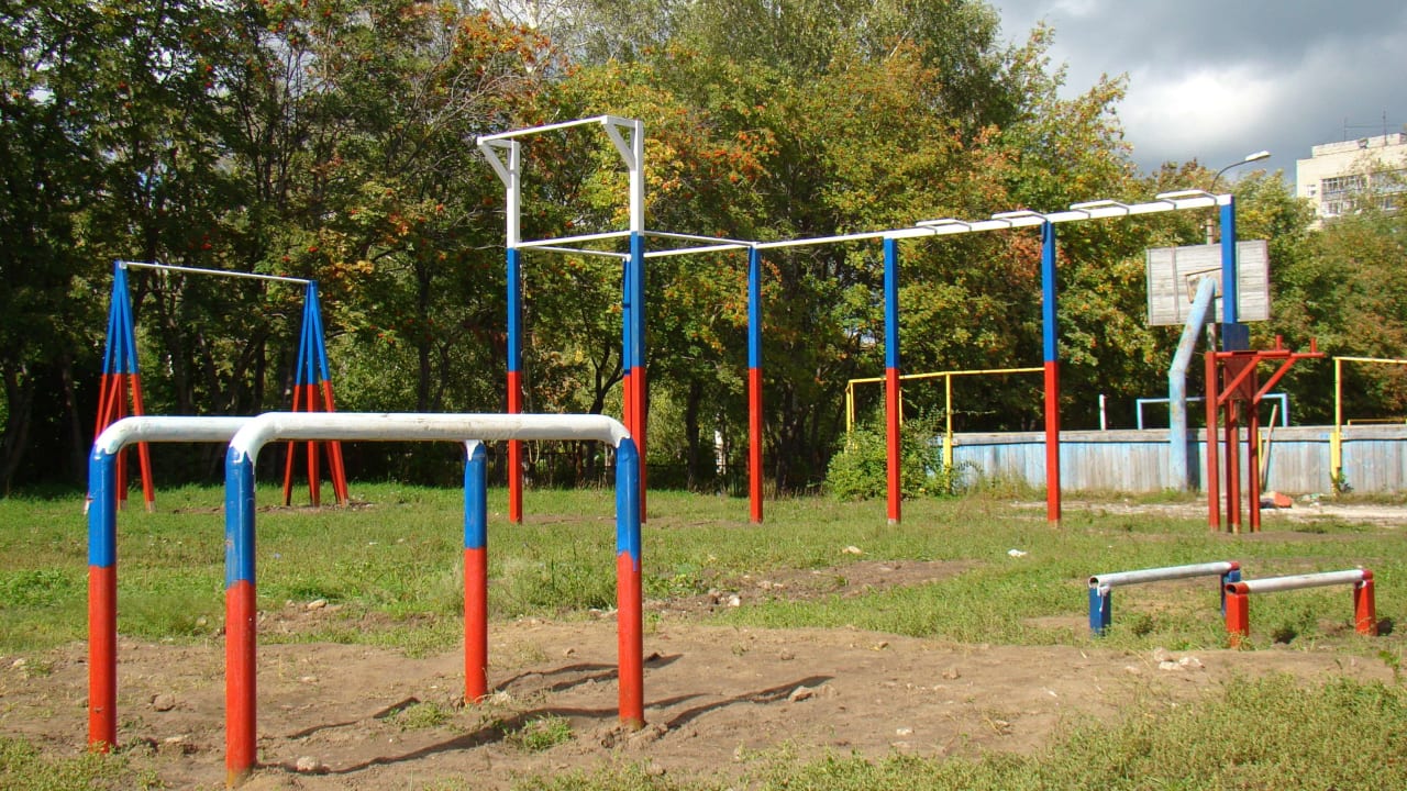Sprossenwand bei Calisthenics Park at улица Советской Армии, Рязань – Foto 4 von 34