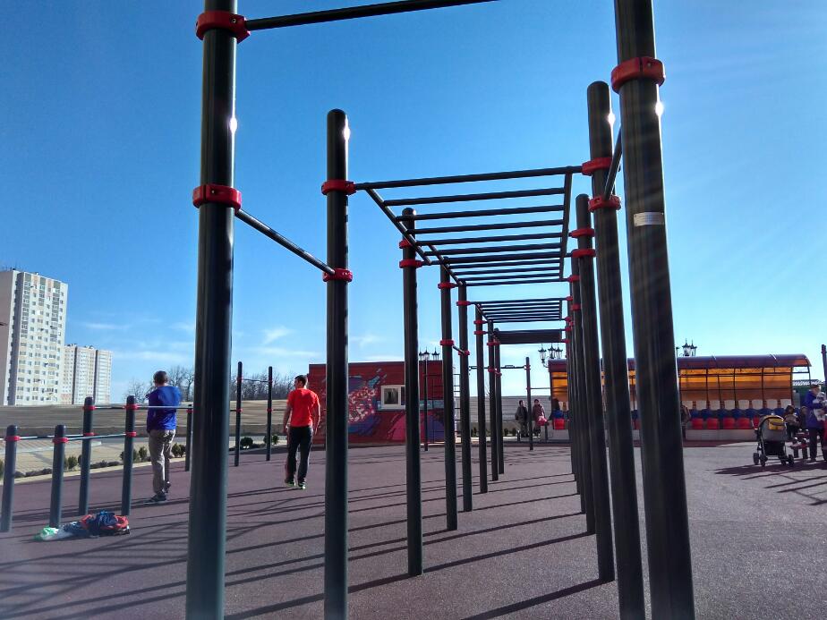 Hangelstange bei Calisthenics Park at улица Тухачевского, Ставрополь – Foto 9 von 9