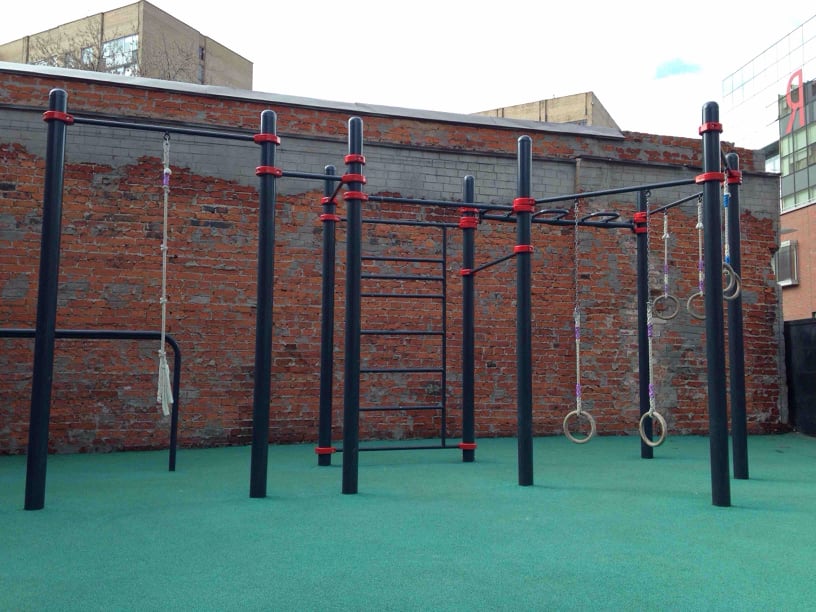 Турник на площадке Calisthenics Park at улица Льва Толстого, Москва – фото 1 из 4