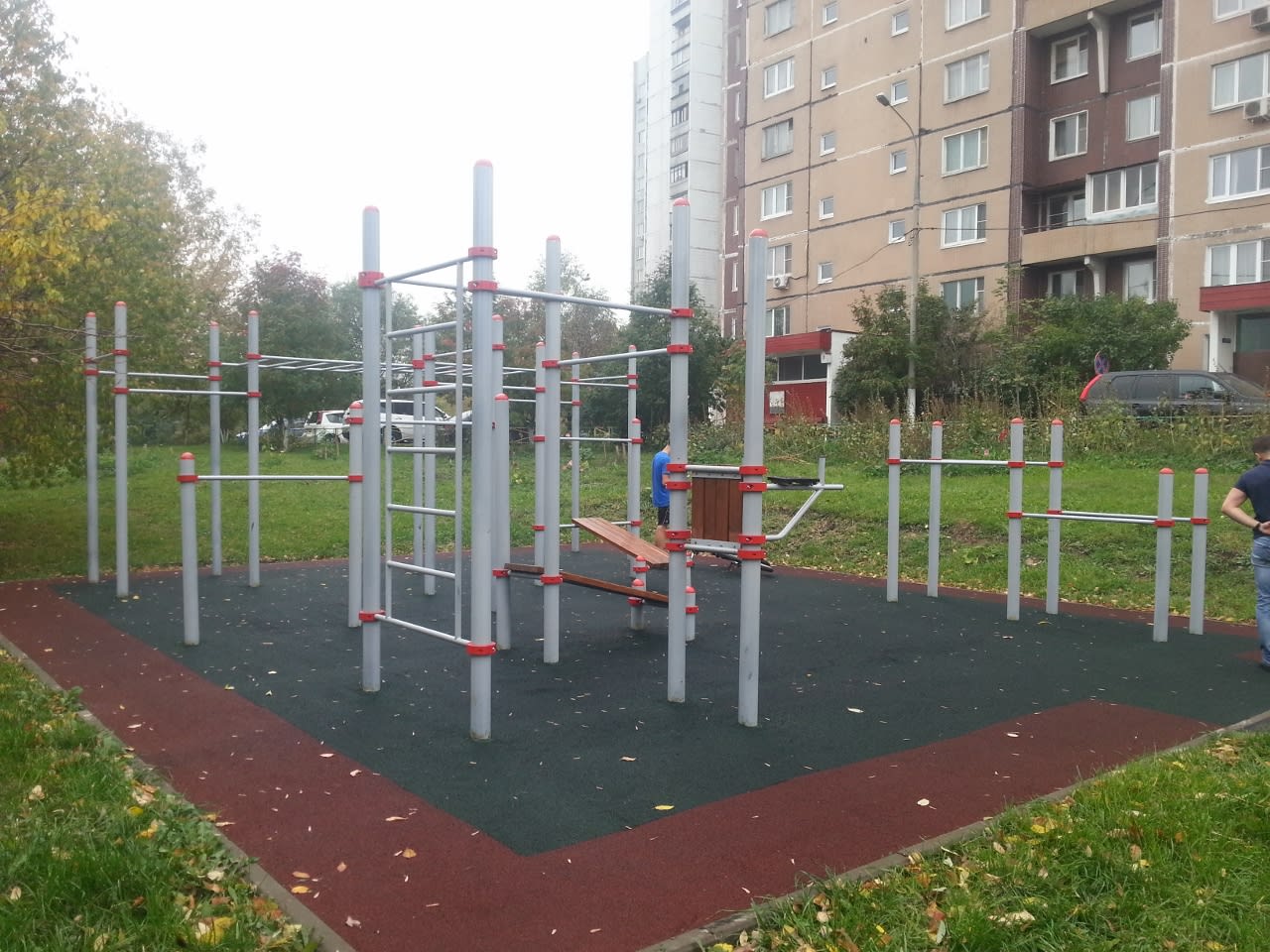 Pull Up Bar at Calisthenics Park at улица Хачатуряна, Москва – photo 1 of 4