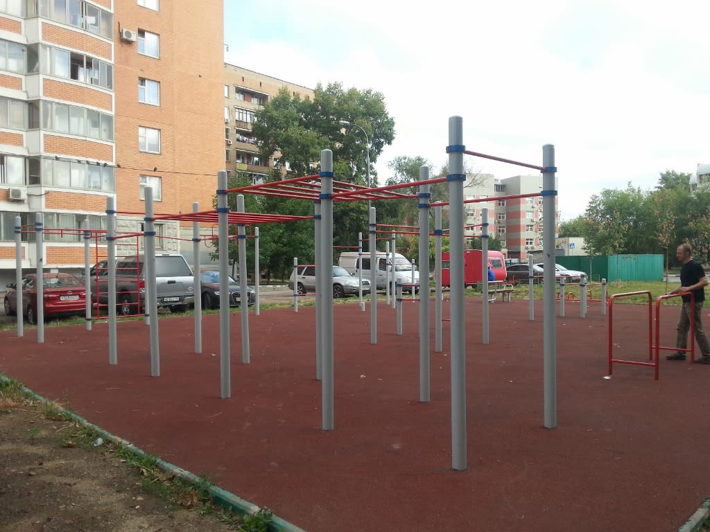 Push Up Bar at Calisthenics Park at Международная улица, Москва – photo 4 of 4