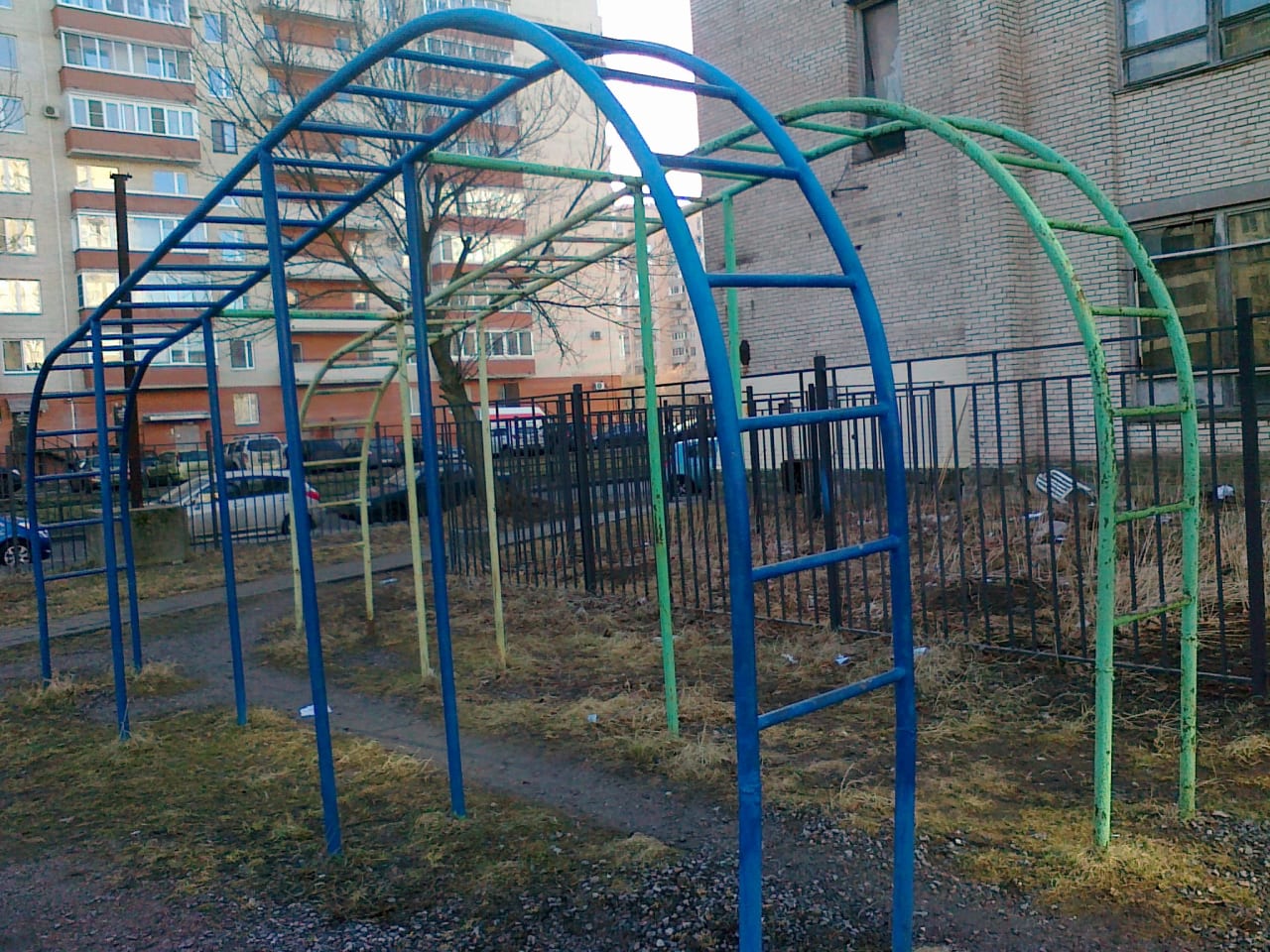 Parallel Gym Bars at Calisthenics Park at Боцманская улица, Санкт-Петербург – photo 7 of 7