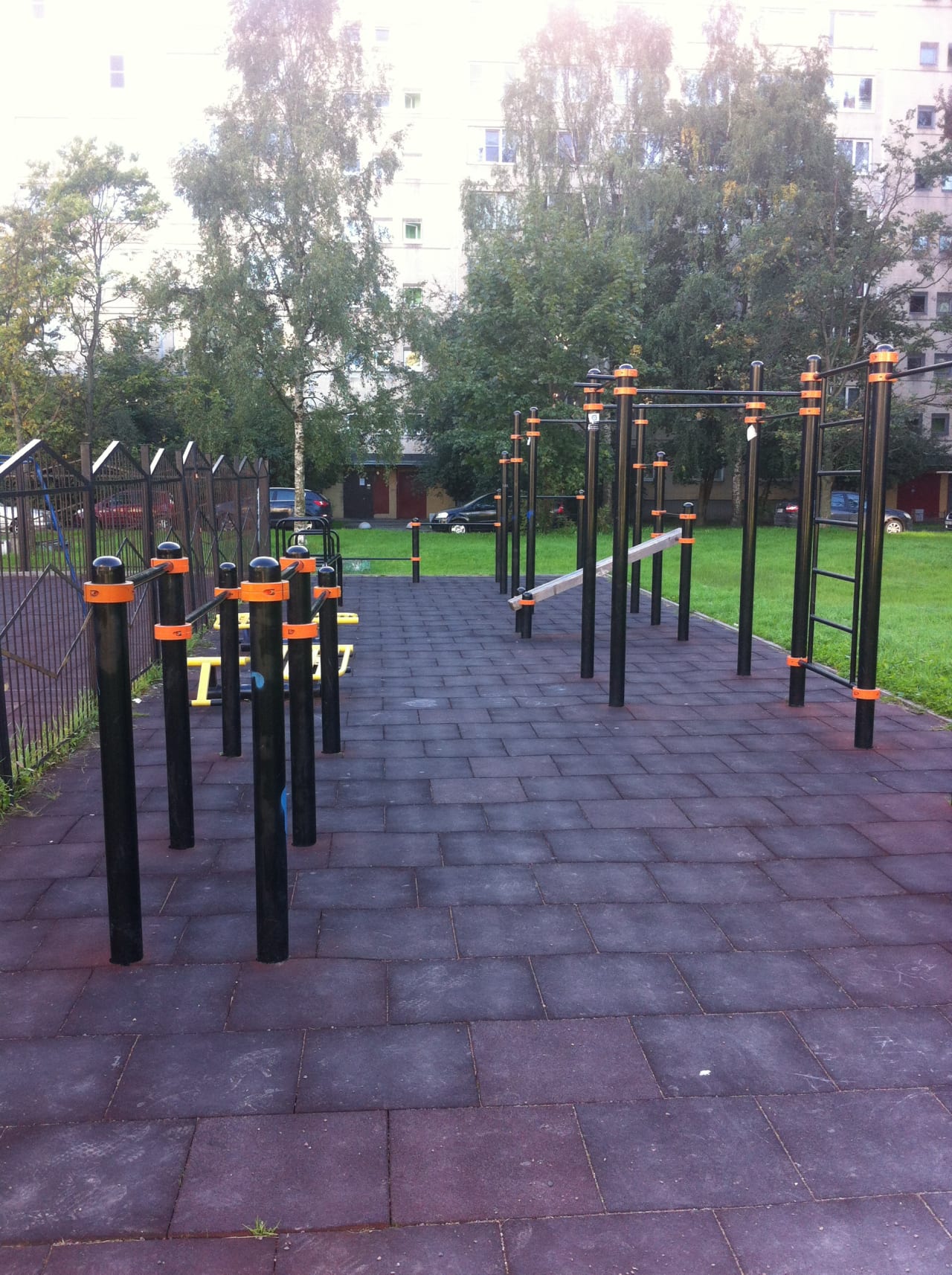 Parallel Gym Bars at Calisthenics Park at Пловдивская улица, Санкт-Петербург – photo 2 of 2