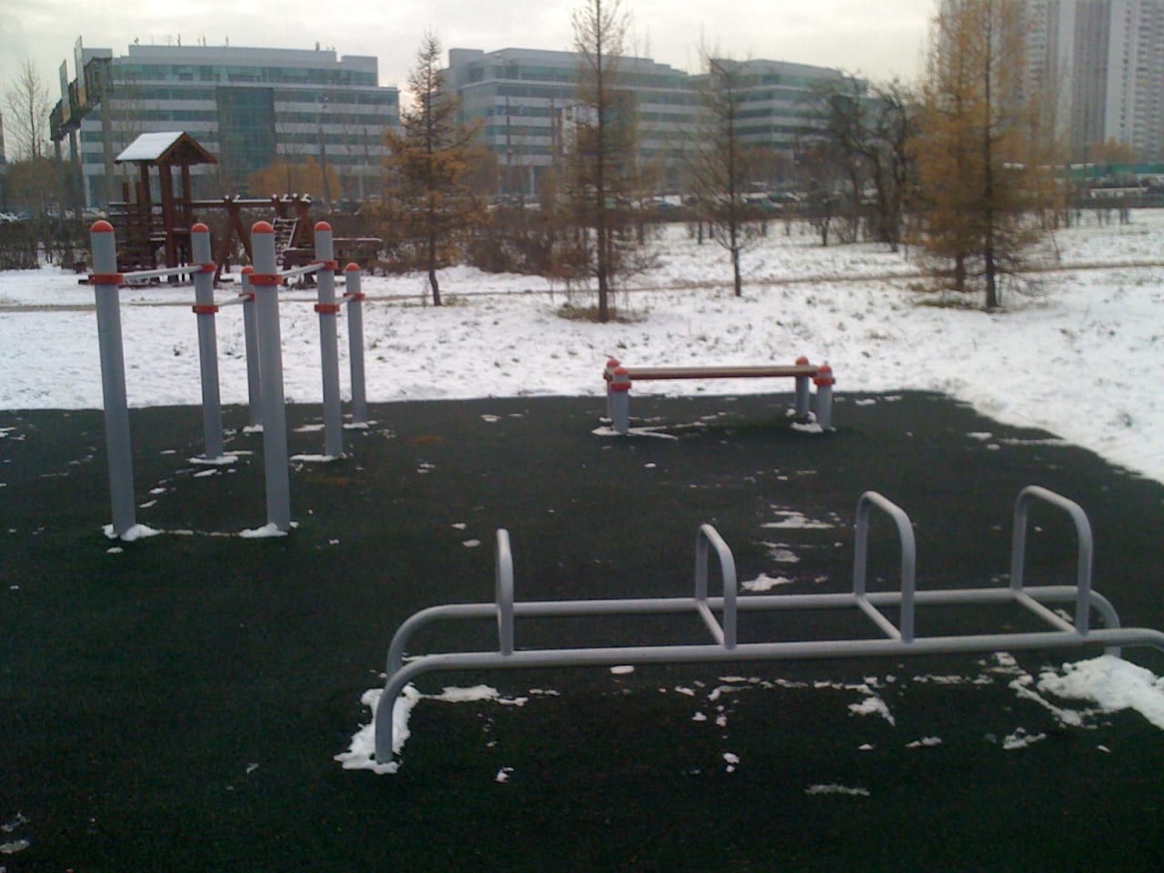 Шведская стенка на площадке Calisthenics Park at проспект Маршала Жукова, Москва – фото 4 из 6