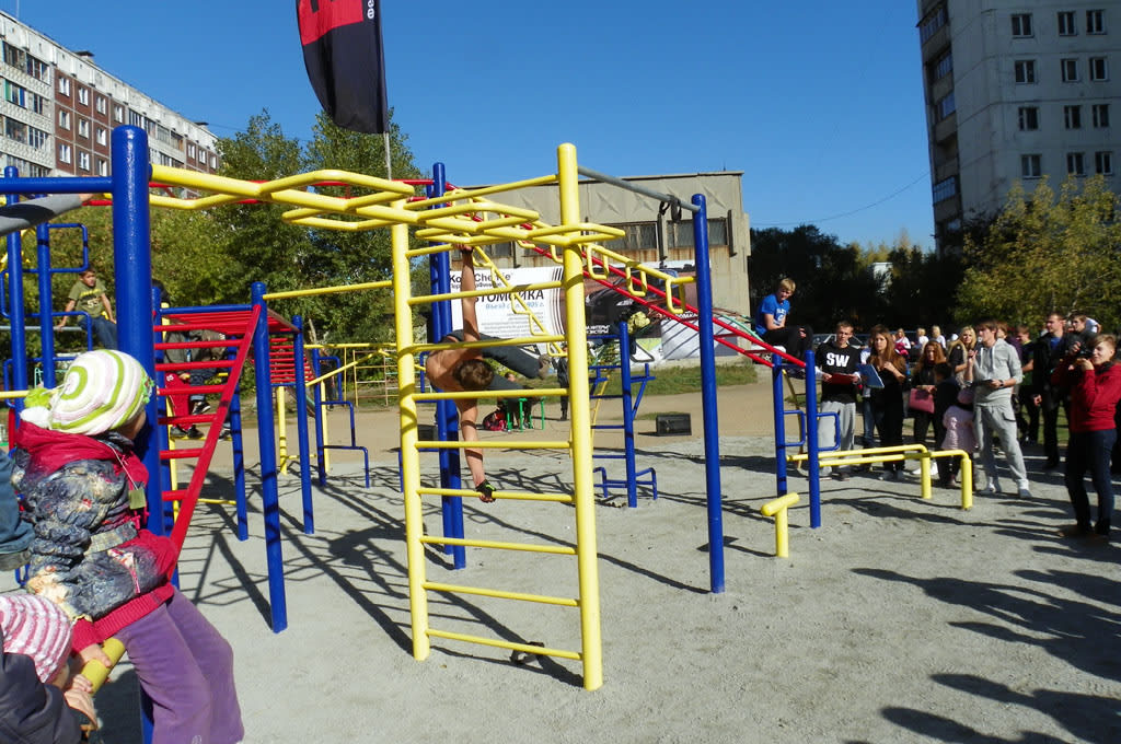 Spalliera presso Calisthenics Park at улица Салтыкова-Щедрина, городской округ Новосибирск – foto 4 di 4