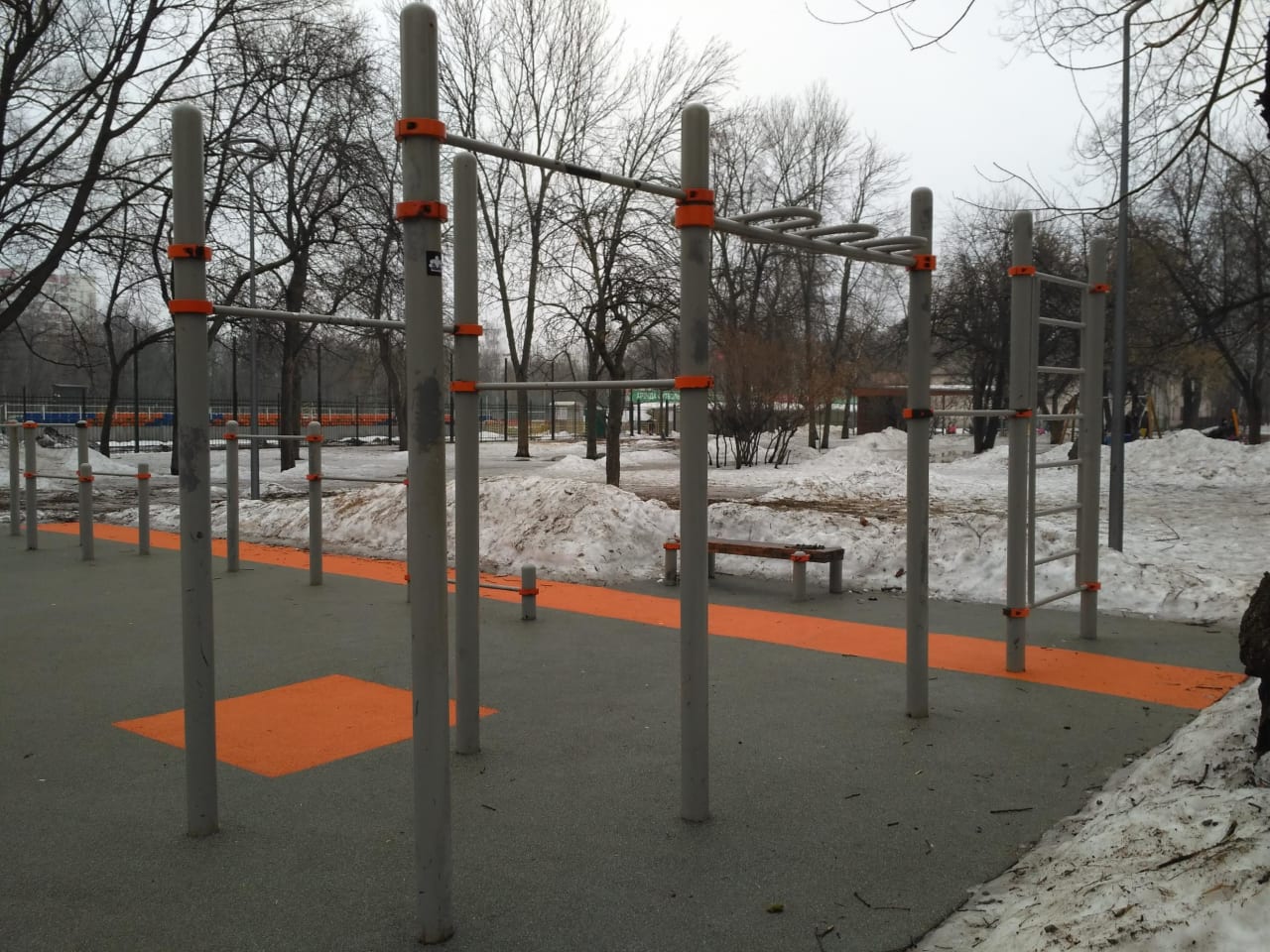 Pull Up Bar at Calisthenics Park at улица Лазо, Москва – photo 1 of 5