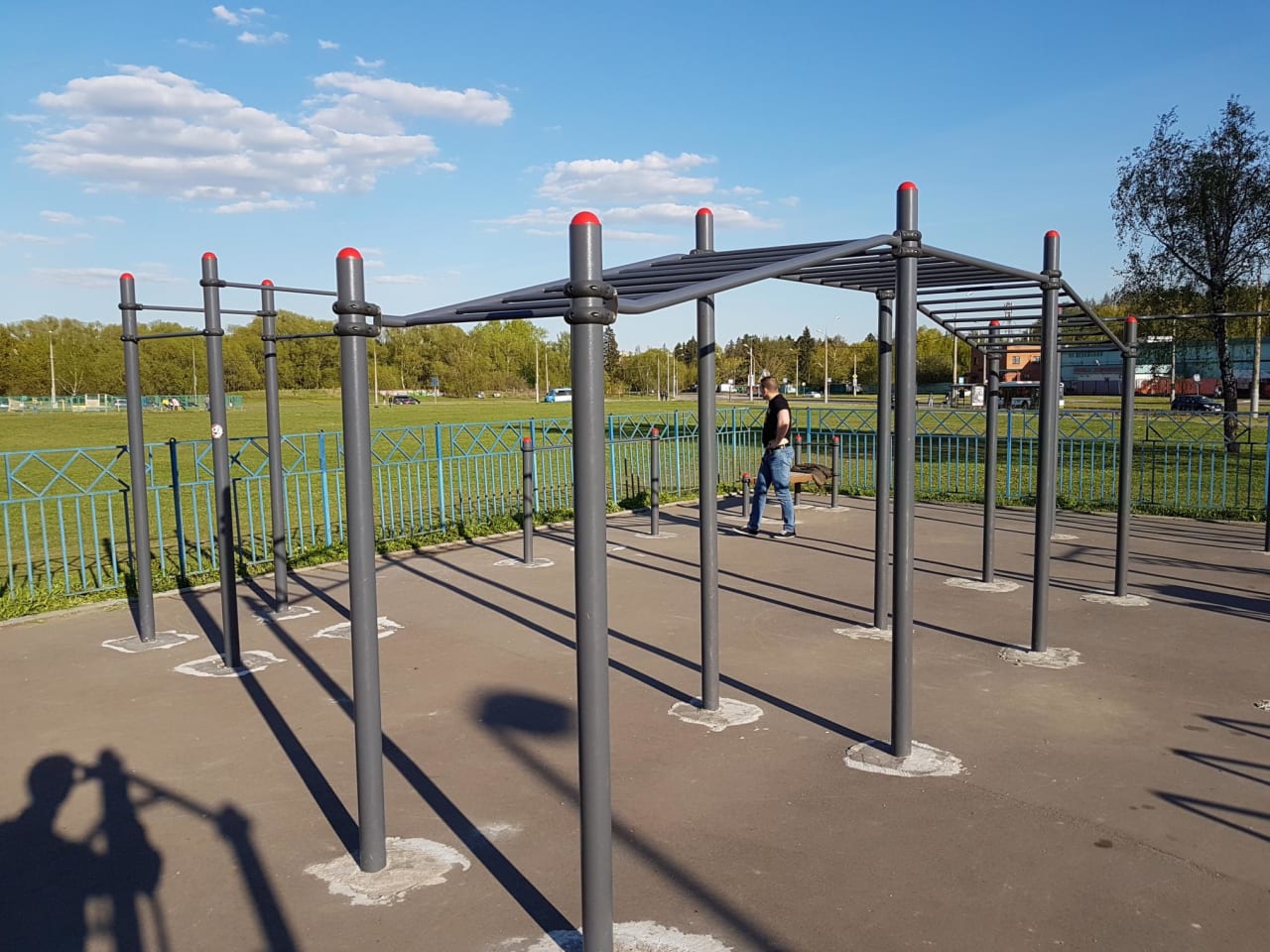 Шведська стінка на майданчику Calisthenics Park at Венёвская улица, Москва – фото 4 з 8