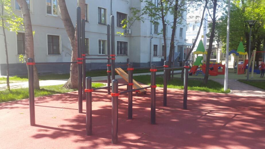 Wall Bars at Calisthenics Park at улица Палиха, Москва – photo 3 of 3