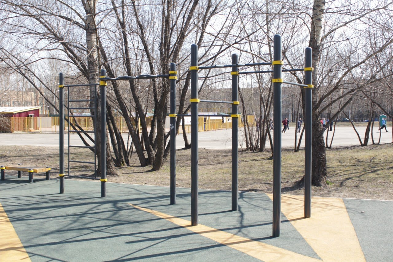 Abs Bench at Calisthenics Park at проспект Андропова, Москва – photo 6 of 14