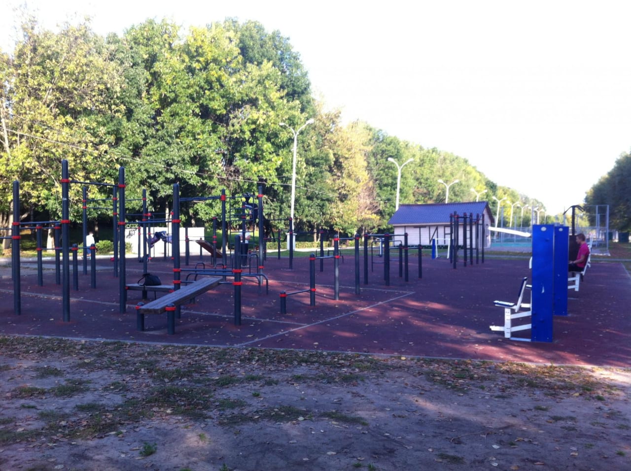 Bauchbank bei Calisthenics Park at набережная Афанасия Никитина, городской округ Тверь – Foto 5 von 6