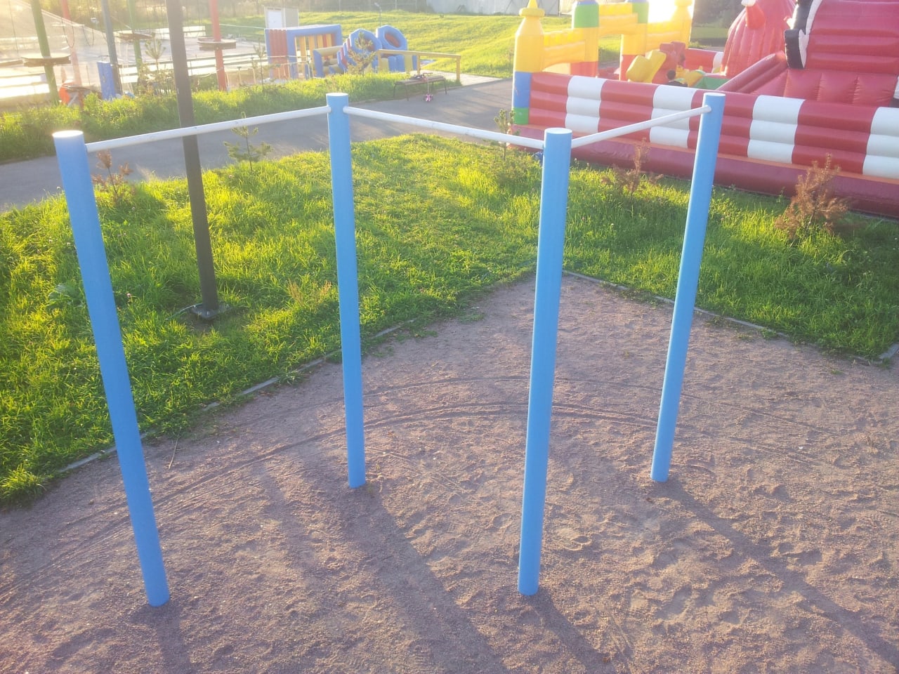 Parallel Gym Bars at Calisthenics Park at Выборгское шоссе, Санкт-Петербург – photo 2 of 3