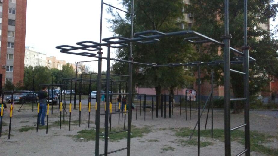Parallel Gym Bars at Calisthenics Park at улица Зорге, Ростов-на-Дону – photo 2 of 4