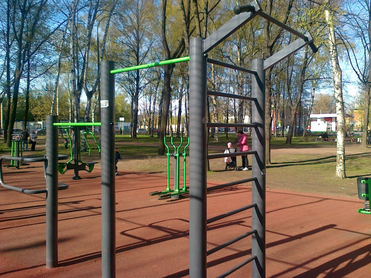 Pull Up Bar at Calisthenics Park at Средний проспект В.О., Санкт-Петербург – photo 1 of 3