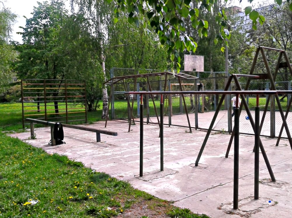 Hangelstange bei Calisthenics Park at улица Чайковского, Ступино #wp1514 – Foto 3 von 4