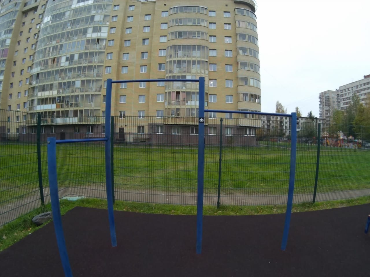 Parallel Gym Bars at Calisthenics Park at Северный проспект, Санкт-Петербург – photo 2 of 4