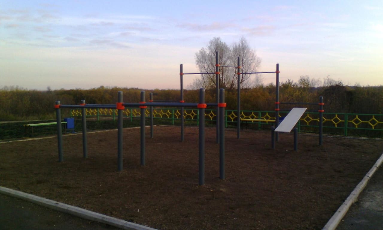 Barren bei Calisthenics Park at улица Мечтателей, Уфа – Foto 2 von 2