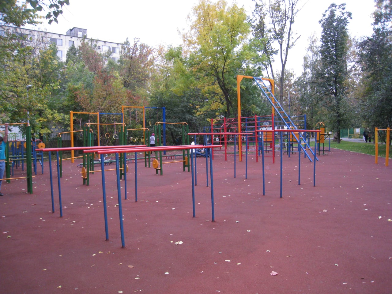 Parallel Gym Bars at Calisthenics Park at Востряковский проезд, Москва – photo 2 of 3