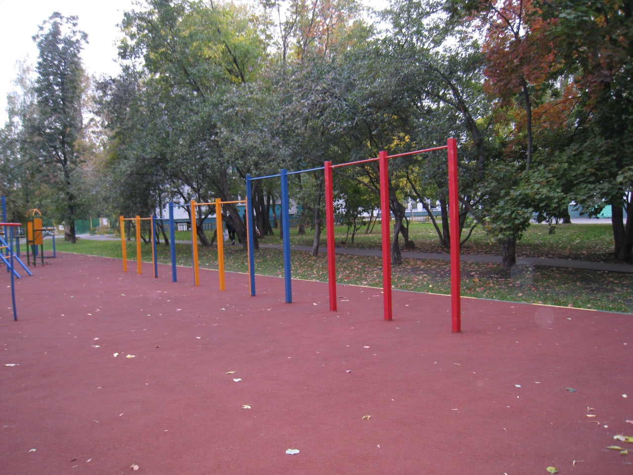 Pull Up Bar at Calisthenics Park at Востряковский проезд, Москва – photo 1 of 3