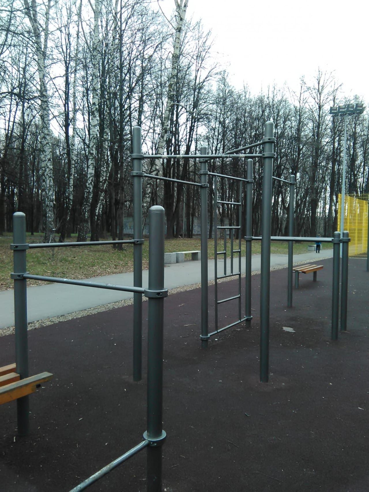 Hangelstange bei Calisthenics Park at Братиславская улица, городской округ Рязань – Foto 3 von 5