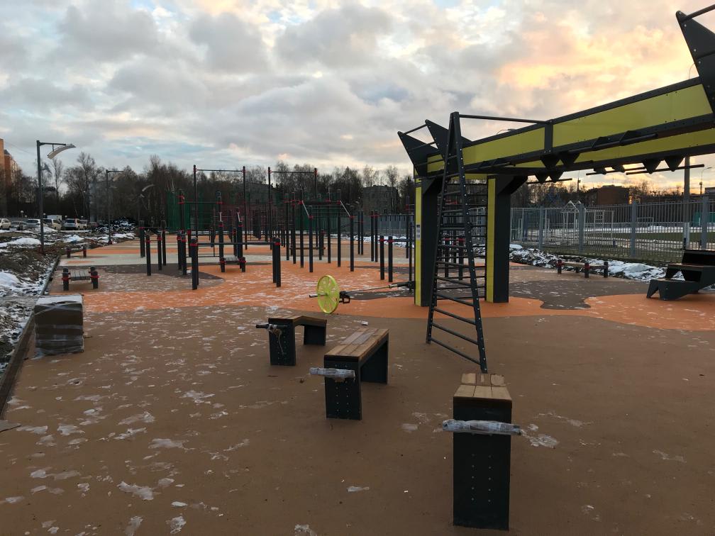 Klimmzugstange bei Calisthenics Park at Центральный стадион, Одинцово – Foto 1 von 1