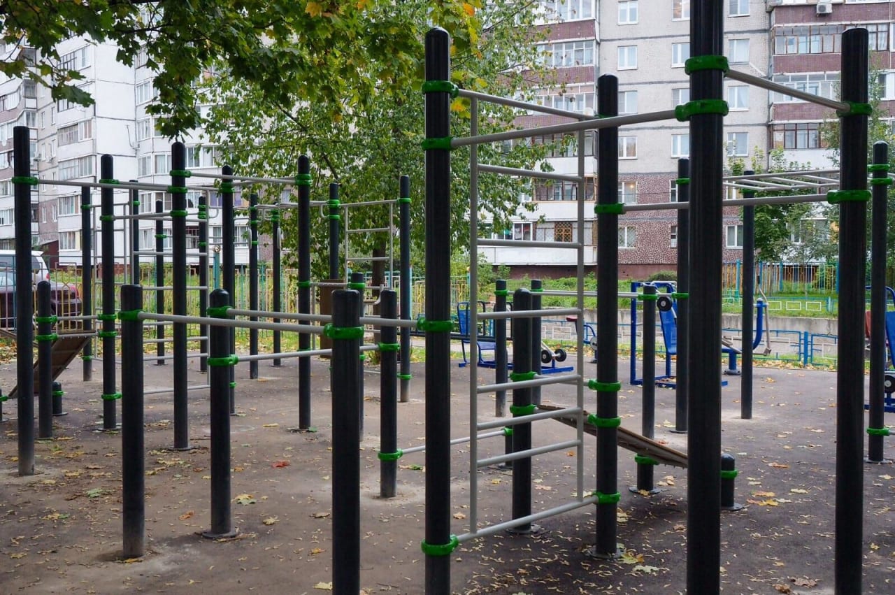 Bauchbank bei Calisthenics Park at Детский городок, Щёлково – Foto 3 von 4