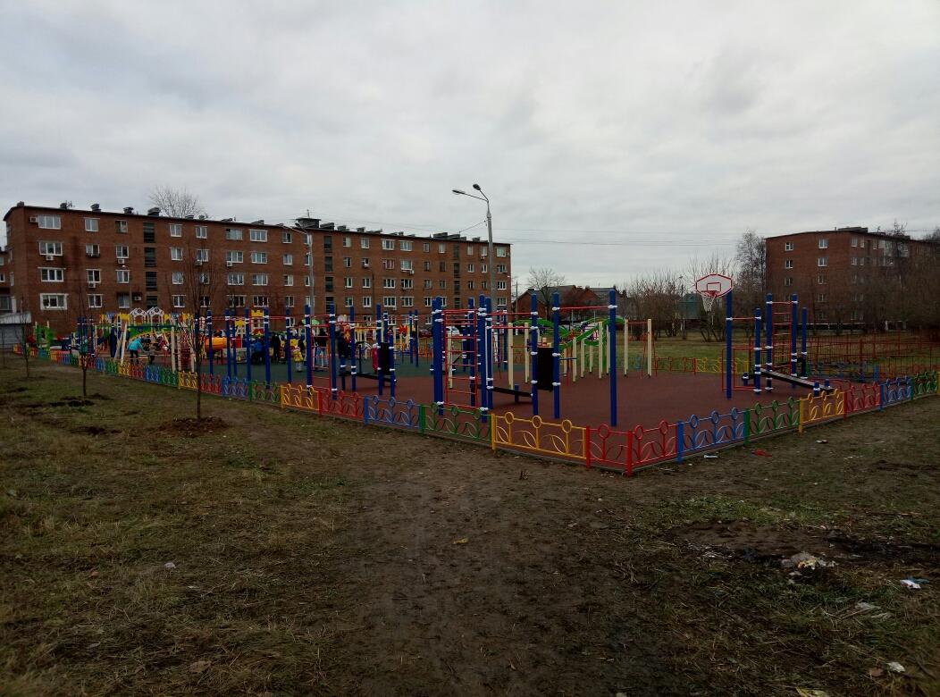 Hangelstange bei Calisthenics Park at Первомайская улица, Ступино – Foto 4 von 4