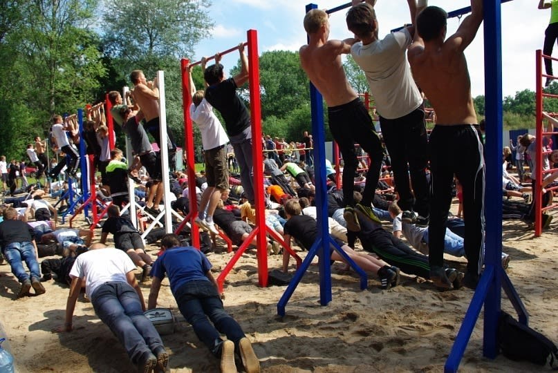 Parallel Gym Bars at Outdoor Gym in Московский район, Калининград – photo 2 of 2