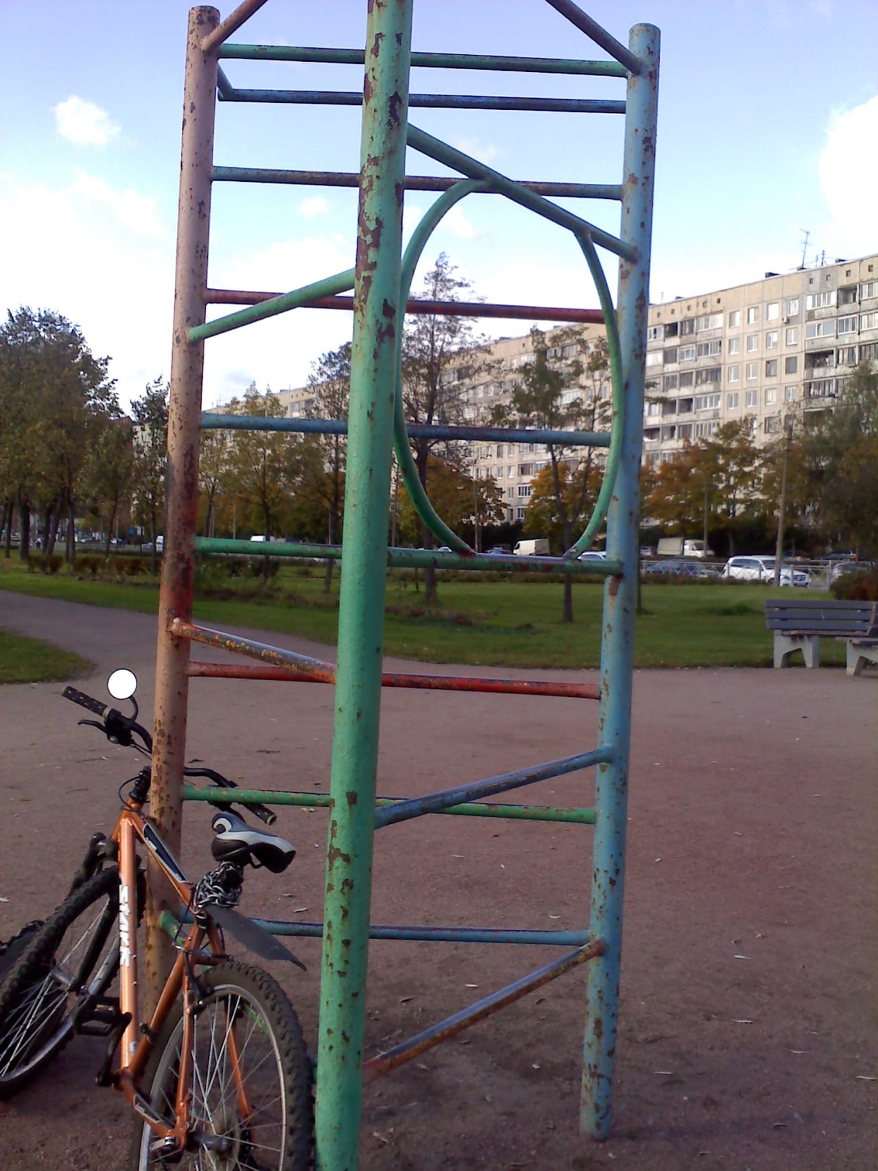 Турнік на майданчику Calisthenics Park at проспект Луначарского, Санкт-Петербург – фото 3 з 8