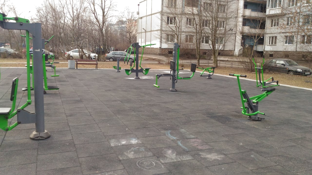 Air Skier at Calisthenics Park at улица Кораблестроителей, Санкт-Петербург #wp1591 – photo 4 of 4