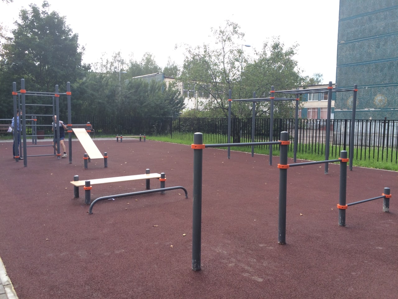 Parallel Gym Bars at Calisthenics Park at улица Козлова, Санкт-Петербург – photo 1 of 7