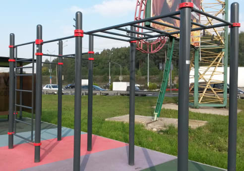 Liegestützgriffe bei Calisthenics Park at FlipFly, Мытищи – Foto 6 von 7