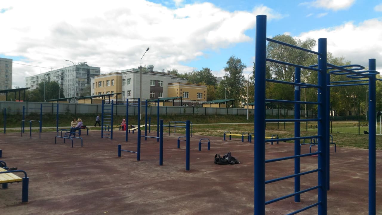 Klimmzugstange bei Calisthenics Park at улица Батыршина, Казань – Foto 5 von 5