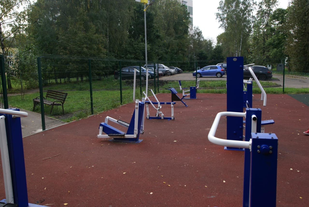 Barren bei Calisthenics Park at улица Лётчика Полагушина, Зеленоград – Foto 1 von 10