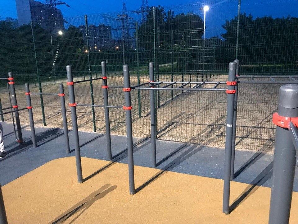 Wall Bars at Calisthenics Park at Батайский проезд, Москва – photo 9 of 10
